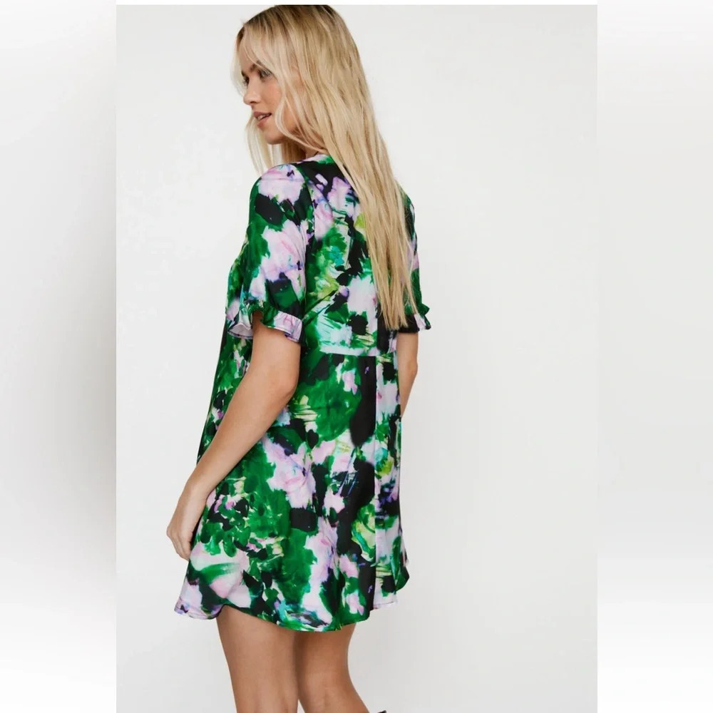 NWT NASTY GAL- Printed Frill Smock Mini Dress size 2 - Picture 4 of 4